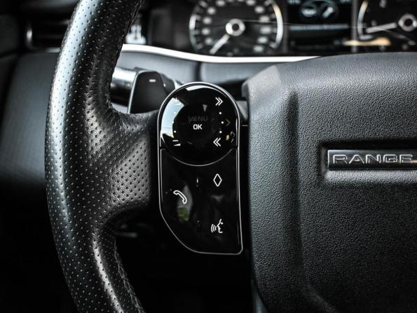 Land Rover Range Rover Evoque II с пробегом 2019 года, цена 3 649 000 рублей, 135552 км, внедорожник, Автокод Объявления