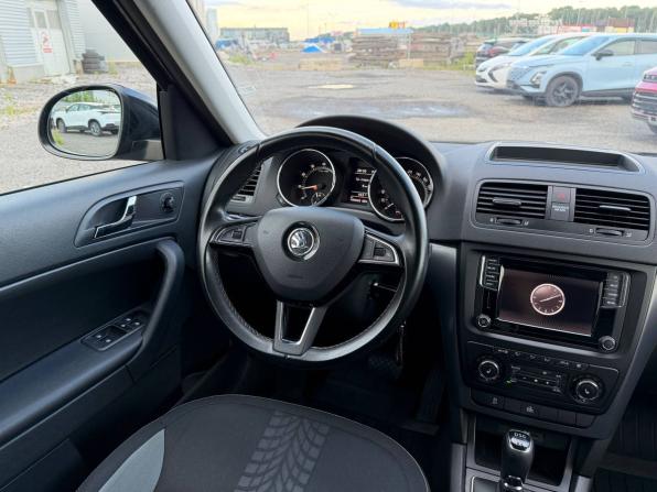 Skoda Yeti I Рестайлинг с пробегом 2017 года, цена 1 585 000 рублей, 100067 км, внедорожник, Автокод Объявления