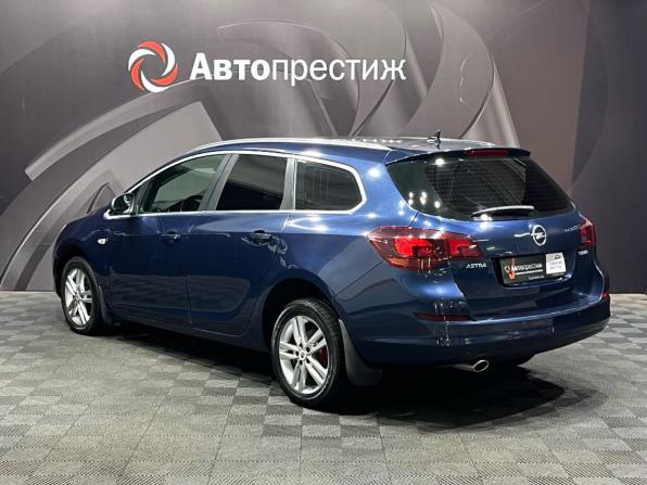 Opel Astra J с пробегом 2011 года, цена 750 000 рублей, 170143 км, универсал, Автокод Объявления