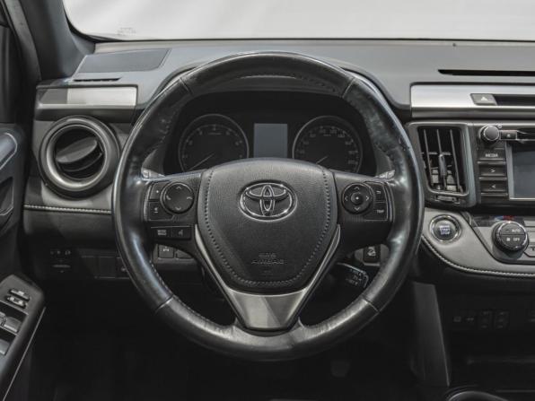 Toyota RAV4 IV (XA40) Рестайлинг с пробегом 2016 года, цена 2 380 000 рублей, 110582 км, внедорожник, Автокод Объявления