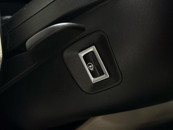 BMW 3 серии VI (F3x) Рестайлинг с пробегом 2018 года, цена 2 149 000 рублей, 138399 км, седан, Автокод Объявления