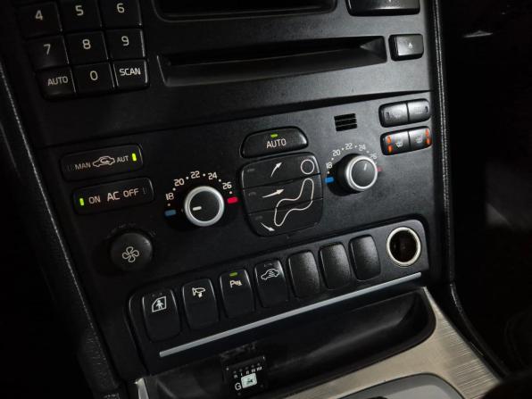 Volvo XC90 I Рестайлинг с пробегом 2007 года, цена 970 000 рублей, 318750 км, внедорожник, Автокод Объявления