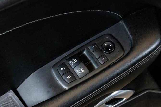 Dodge Challenger III Рестайлинг 2 с пробегом 2019 года, цена 4 169 000 рублей, 101342 км, купе, Автокод Объявления