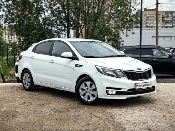 Kia Rio III Рестайлинг с пробегом 2015 года, цена 999 000 рублей, 150000 км, седан, Автокод Объявления