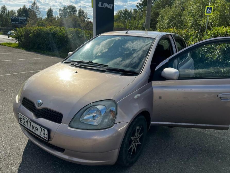 Toyota Vitz I (P10) Томск  - изображение 1