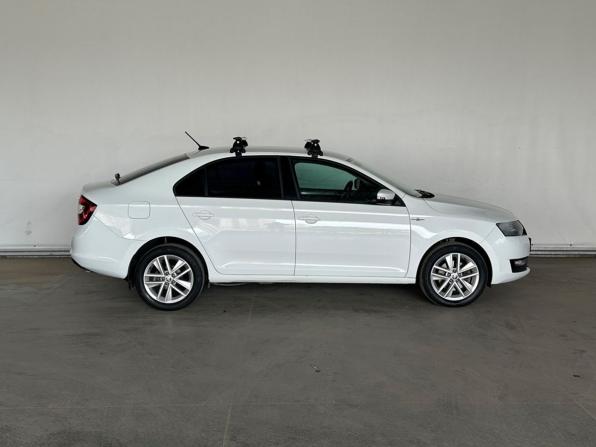 Skoda Rapid I Рестайлинг с пробегом 2019 года, цена 1 348 000 рублей, 136378 км, лифтбек, Автокод Объявления