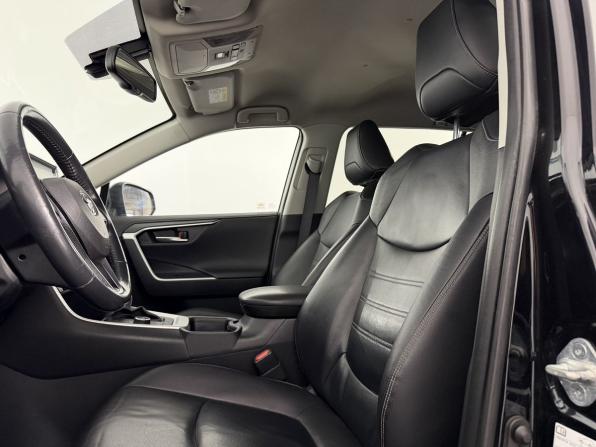 Toyota RAV4 V (XA50) с пробегом 2020 года, цена 2 560 000 рублей, 203000 км, внедорожник, Автокод Объявления