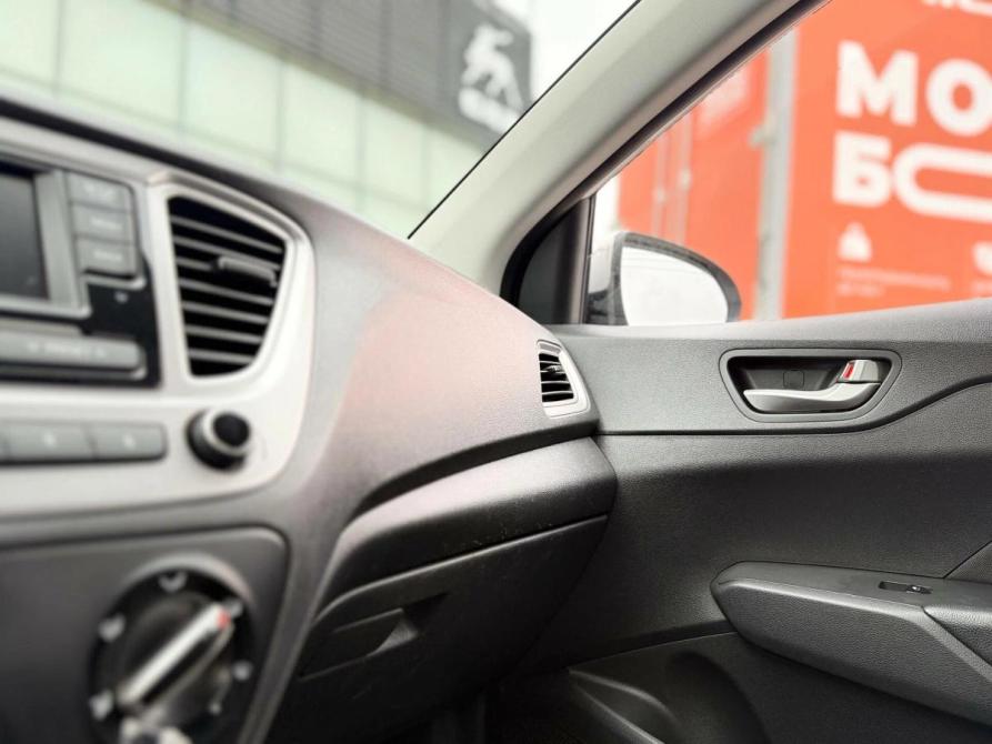 Hyundai Solaris II Омск  - изображение 19