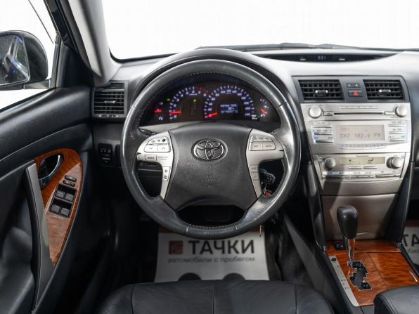 Toyota Camry VI (XV40) Рестайлинг с пробегом 2011 года, цена 1 470 000 рублей, 196000 км, седан, Автокод Объявления
