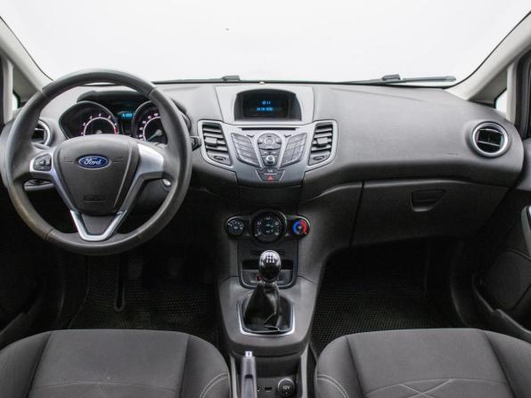 Ford Fiesta Mk6 Рестайлинг с пробегом 2015 года, цена 737 000 рублей, 161209 км, седан, Автокод Объявления