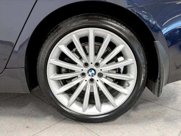 BMW 5 серии VII (G30/G31/G38) с пробегом 2019 года, цена 4 075 000 рублей, 68382 км, седан, Автокод Объявления