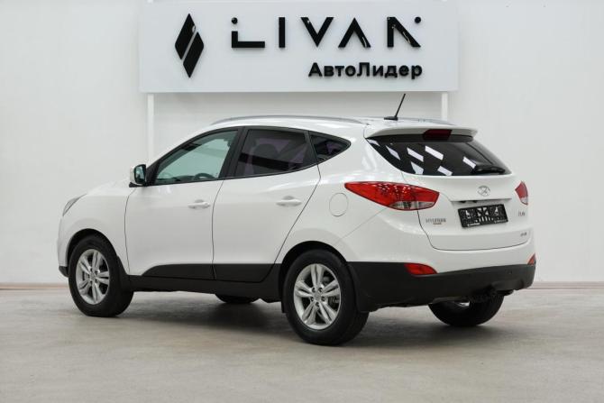 Hyundai ix35 I Рестайлинг с пробегом 2013 года, цена 859 000 рублей, 131986 км, внедорожник, Автокод Объявления