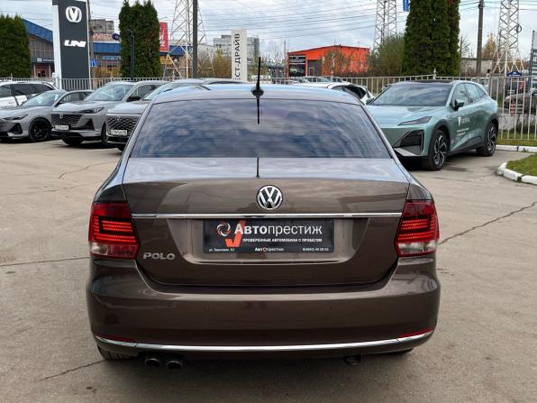 Volkswagen Polo V Рестайлинг с пробегом 2017 года, цена 1 290 000 рублей, 70694 км, седан, Автокод Объявления