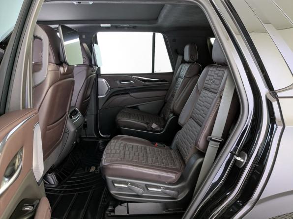 Cadillac Escalade V с пробегом 2023 года, цена 11 000 000 рублей, 40540 км, внедорожник, Автокод Объявления