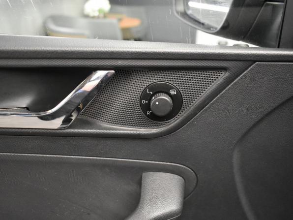 Skoda Rapid I с пробегом 2014 года, цена 1 270 000 рублей, 125389 км, лифтбек, Автокод Объявления