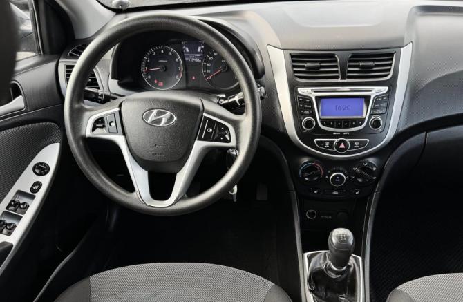 Hyundai Solaris I с пробегом 2012 года, цена 689 000 рублей, 173500 км, седан, Автокод Объявления