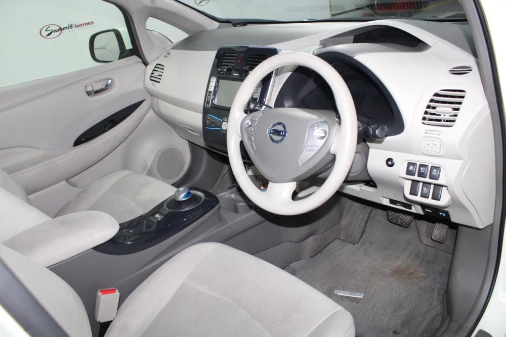 Nissan Leaf I (ZE0/AZE0) Владивосток  - изображение 20