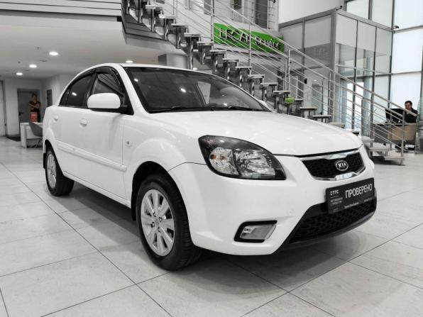 Kia Rio II Рестайлинг с пробегом 2011 года, цена 599 000 рублей, 205680 км, седан, Автокод Объявления