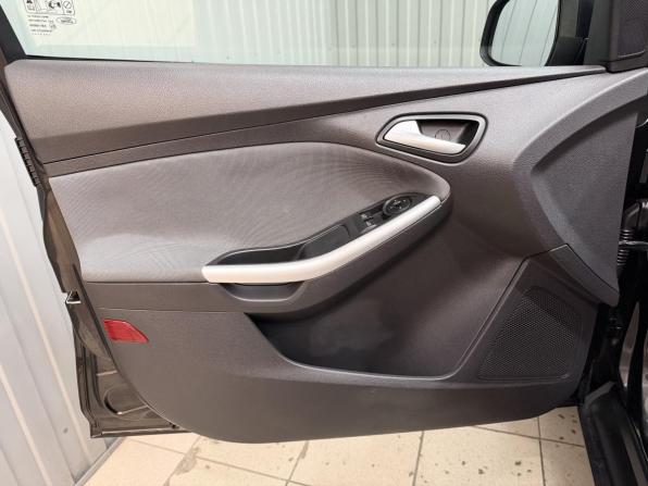 Ford Focus III с пробегом 2012 года, цена 830 000 рублей, 181265 км, хэтчбек, Автокод Объявления