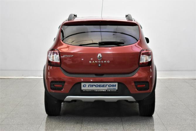 Renault Sandero II с пробегом 2017 года, цена 1 020 000 рублей, 66583 км, хэтчбек, Автокод Объявления