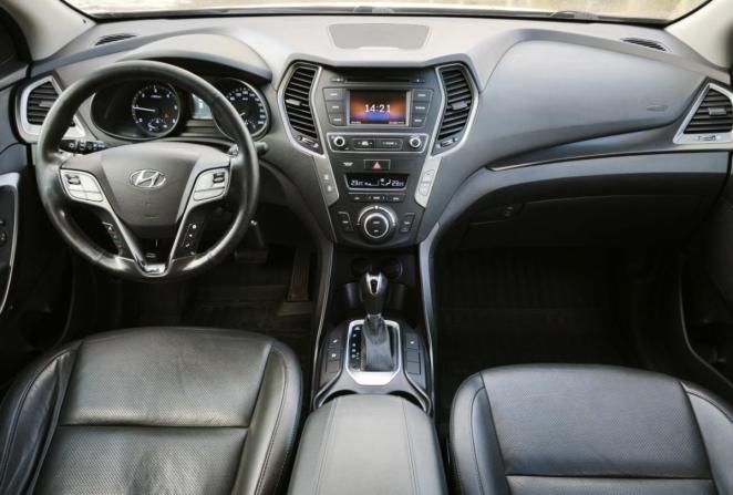 Hyundai Santa Fe III Рестайлинг с пробегом 2017 года, цена 1 925 000 рублей, 235494 км, внедорожник, Автокод Объявления