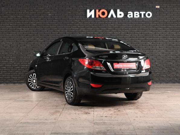 Hyundai Solaris I с пробегом 2011 года, цена 675 000 рублей, 148290 км, седан, Автокод Объявления