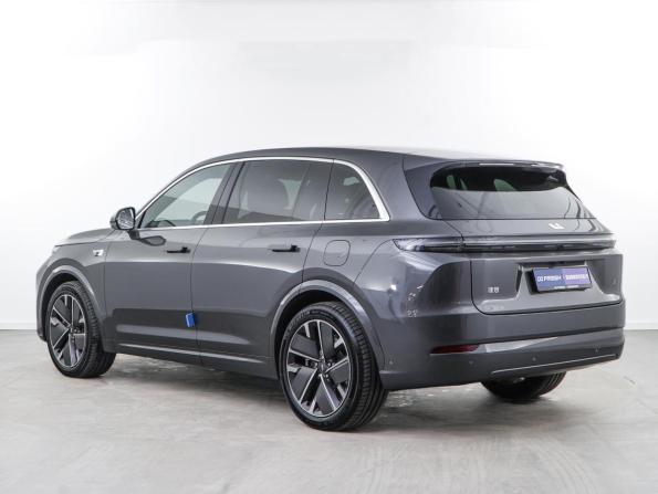Li Auto (Lixiang) L7 I Рестайлинг с пробегом 2025 года, цена 8 399 050 рублей, 93 км, внедорожник, Автокод Объявления