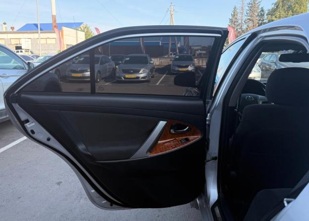 Toyota Camry VI (XV40) Рестайлинг с пробегом 2011 года, цена 1 230 000 рублей, 197393 км, седан, Автокод Объявления