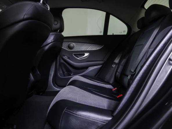 Mercedes-Benz C-Класс IV (W205) Рестайлинг с пробегом 2019 года, цена 2 550 000 рублей, 88319 км, седан, Автокод Объявления