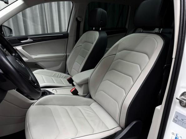 Volkswagen Tiguan II с пробегом 2019 года, цена 4 099 000 рублей, 75563 км, внедорожник, Автокод Объявления