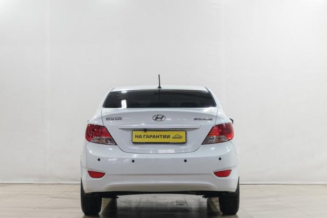 Hyundai Solaris I с пробегом 2013 года, цена 899 000 рублей, 176500 км, седан, Автокод Объявления
