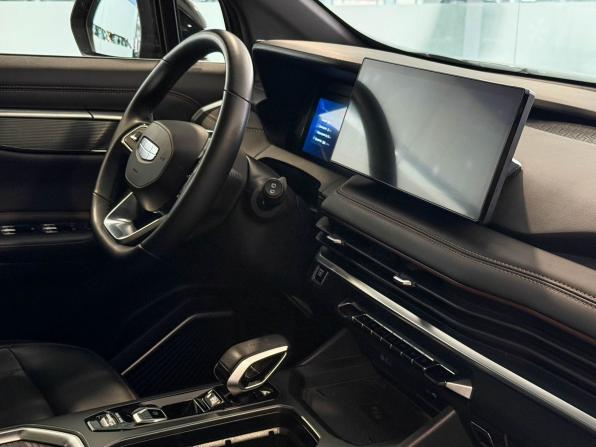 Geely Okavango I Рестайлинг с пробегом 2024 года, цена 2 665 000 рублей, 42922 км, внедорожник, Автокод Объявления