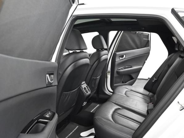 Kia Optima IV с пробегом 2016 года, цена 1 599 000 рублей, 215000 км, седан, Автокод Объявления