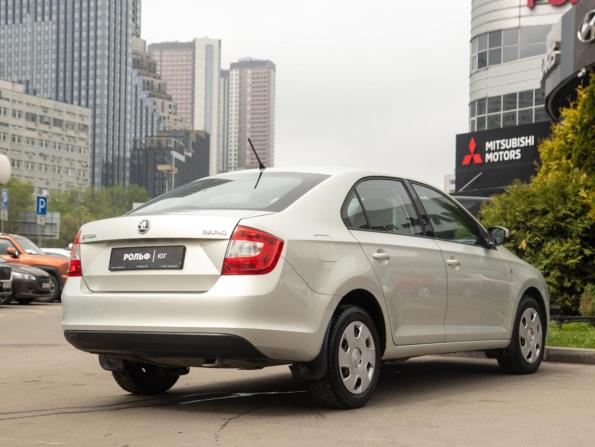 Skoda Rapid I с пробегом 2014 года, цена 918 000 рублей, 124723 км, лифтбек, Автокод Объявления