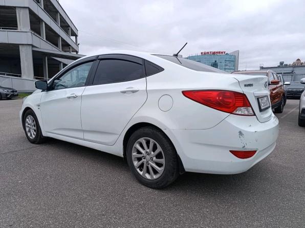 Hyundai Solaris I с пробегом 2013 года, цена 649 000 рублей, 117269 км, седан, Автокод Объявления