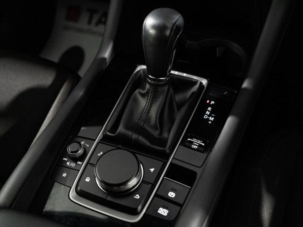 Mazda 3 IV (BP) с пробегом 2019 года, цена 1 675 500 рублей, 55851 км, хэтчбек, Автокод Объявления