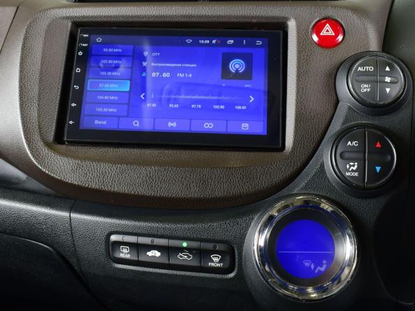 Honda Fit Shuttle I с пробегом 2012 года, цена 925 995 рублей, 179359 км, универсал, Автокод Объявления
