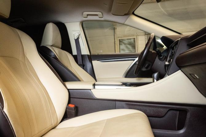 Lexus RX IV с пробегом 2018 года, цена 3 745 000 рублей, 55701 км, внедорожник, Автокод Объявления