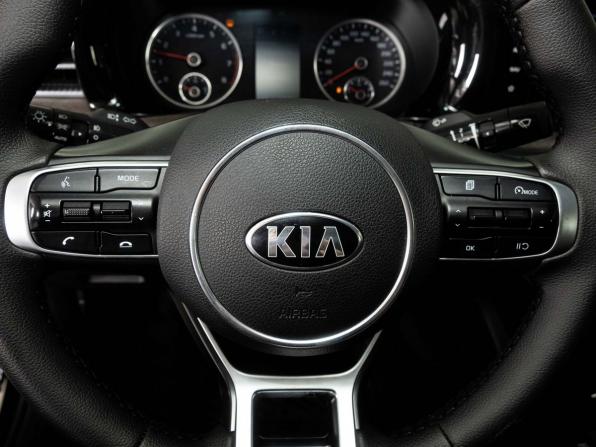Kia K5 III с пробегом 2021 года, цена 2 665 000 рублей, 138281 км, седан, Автокод Объявления