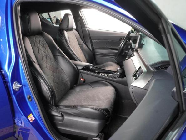 Toyota C-HR I с пробегом 2019 года, цена 2 549 000 рублей, 63198 км, внедорожник, Автокод Объявления