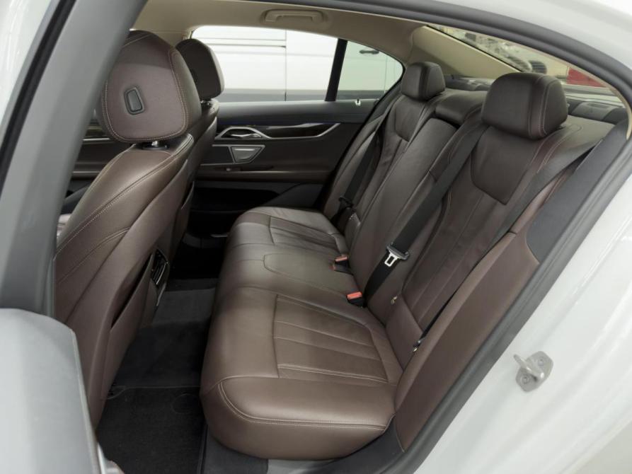 BMW 7 серии VI (G11/G12) Ростов-на-Дону  - изображение 9