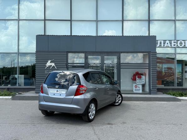 Honda Fit II с пробегом 2009 года, цена 790 000 рублей, 204000 км, хэтчбек, Автокод Объявления