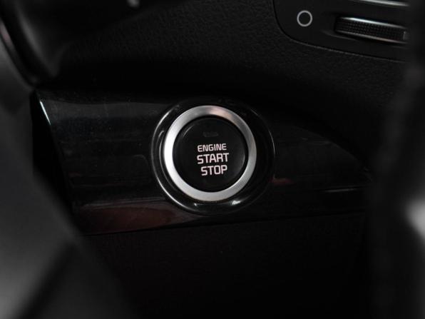 Kia Sorento II Рестайлинг с пробегом 2012 года, цена 1 599 000 рублей, 225968 км, внедорожник, Автокод Объявления