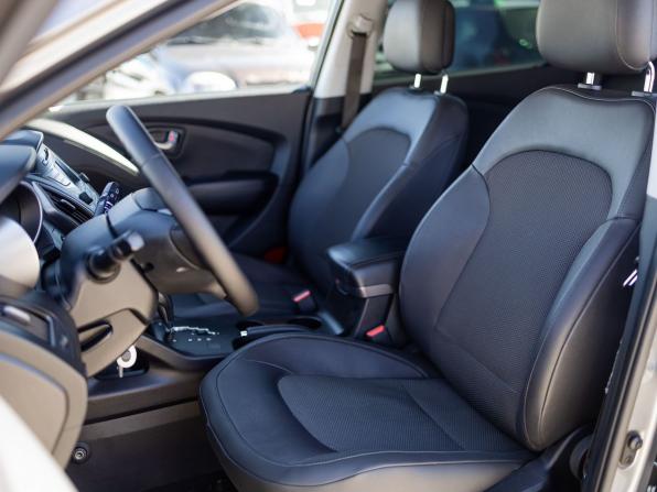 Hyundai ix35 I Рестайлинг с пробегом 2013 года, цена 1 569 000 рублей, 135050 км, внедорожник, Автокод Объявления
