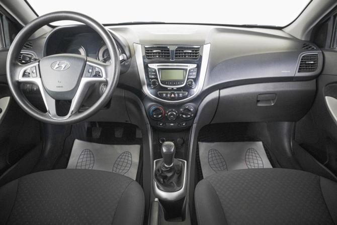 Hyundai Solaris I с пробегом 2012 года, цена 739 000 рублей, 159829 км, хэтчбек, Автокод Объявления