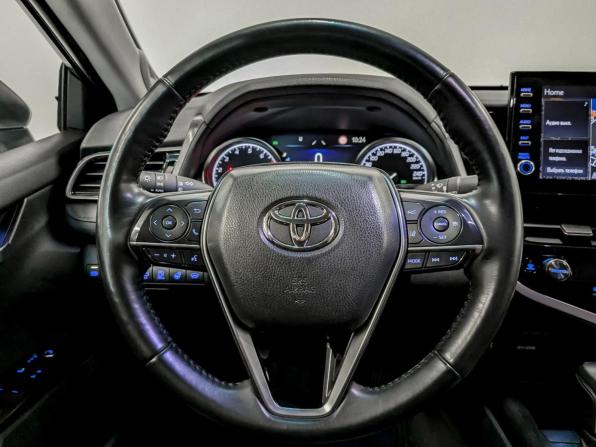 Toyota Camry VIII (XV70) Рестайлинг с пробегом 2021 года, цена 2 920 000 рублей, 125203 км, седан, Автокод Объявления