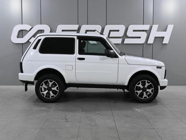 Lada (ВАЗ) Niva Legend с пробегом 2024 года, цена 939 000 рублей, 33902 км, внедорожник, Автокод Объявления