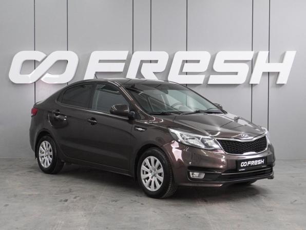 Kia Rio III Рестайлинг с пробегом 2015 года, цена 944 000 рублей, 195434 км, седан, Автокод Объявления