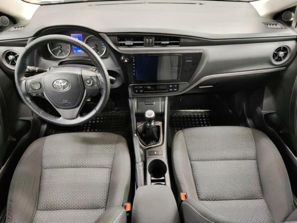 Toyota Corolla XI (E160 E170 E180) Рестайлинг 1 с пробегом 2018 года, цена 1 717 200 рублей, 126325 км, седан, Автокод Объявления