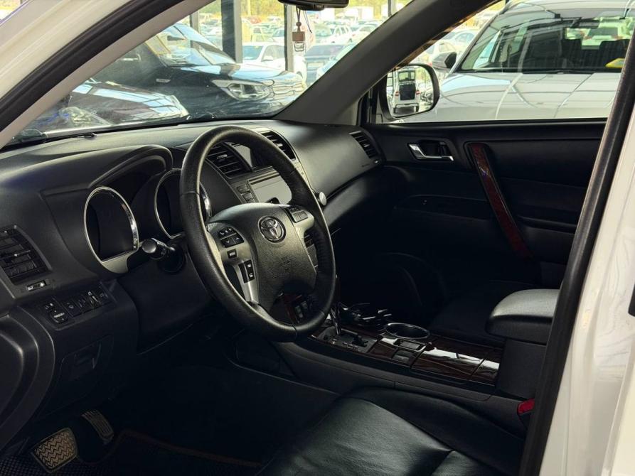 Toyota Highlander II (XU40) Рестайлинг Оренбург  - изображение 9